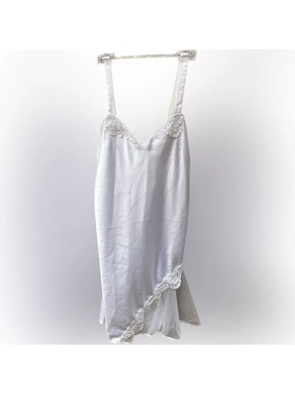 VAL MODE Sexy Lingerie Beautiful Silky, Satin look w/Lace, Pearls & Sequins Sz M
